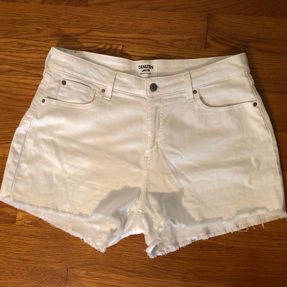 Denizen from Levi’s High Rise shorts size 16 W33